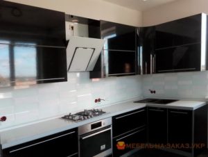 угловая черная кухня мдф на заказ