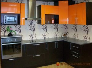 кухня оранжевого цвета под заказ в Чернигове