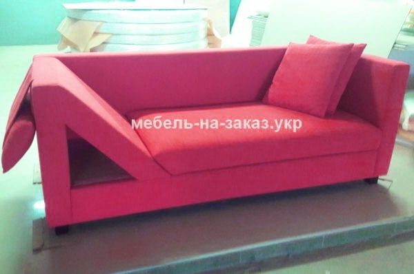 прямой с подушкой