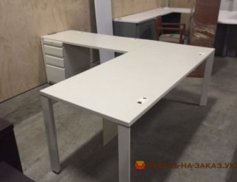 продажа оптовая офисной мебели в Киеве