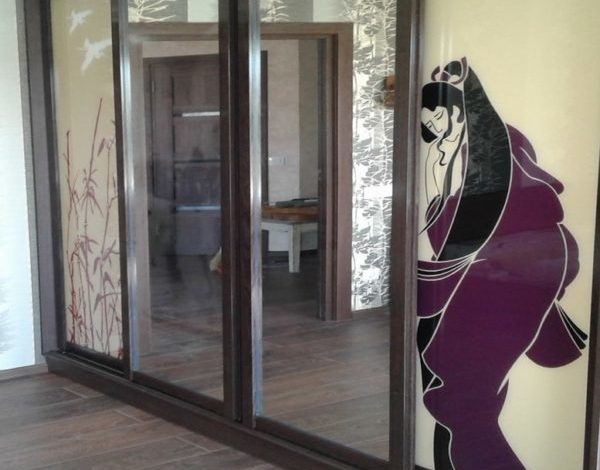 шафа купе з піскоструєм