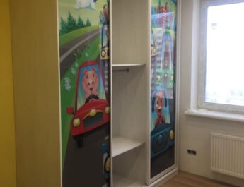 шкаф купе с фотопечатью в гостинную под заказ