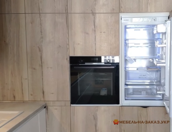 кухня песочного цвета угловая