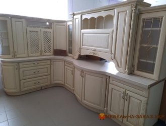 кутова рекомендована радіусна кухня на замовлення 