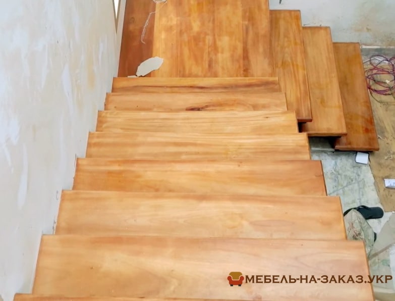 сварка металлической лестницы